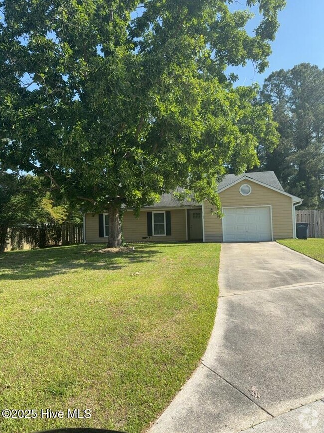 Building Photo - 109 Bridgewater Ct