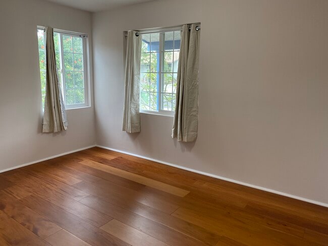 Foto del edificio - 8644 Yorktown Ave