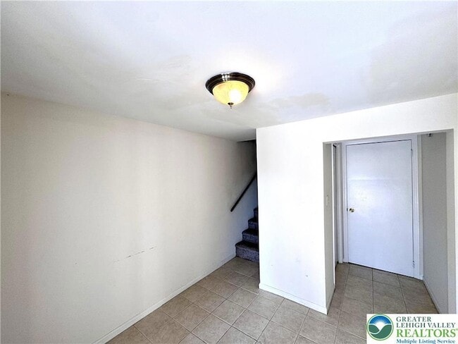 Foto del edificio - 8315 Countryside Ln