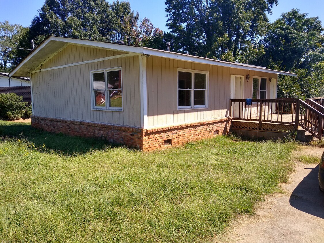 Primary Photo - 1610 Gilston Ct