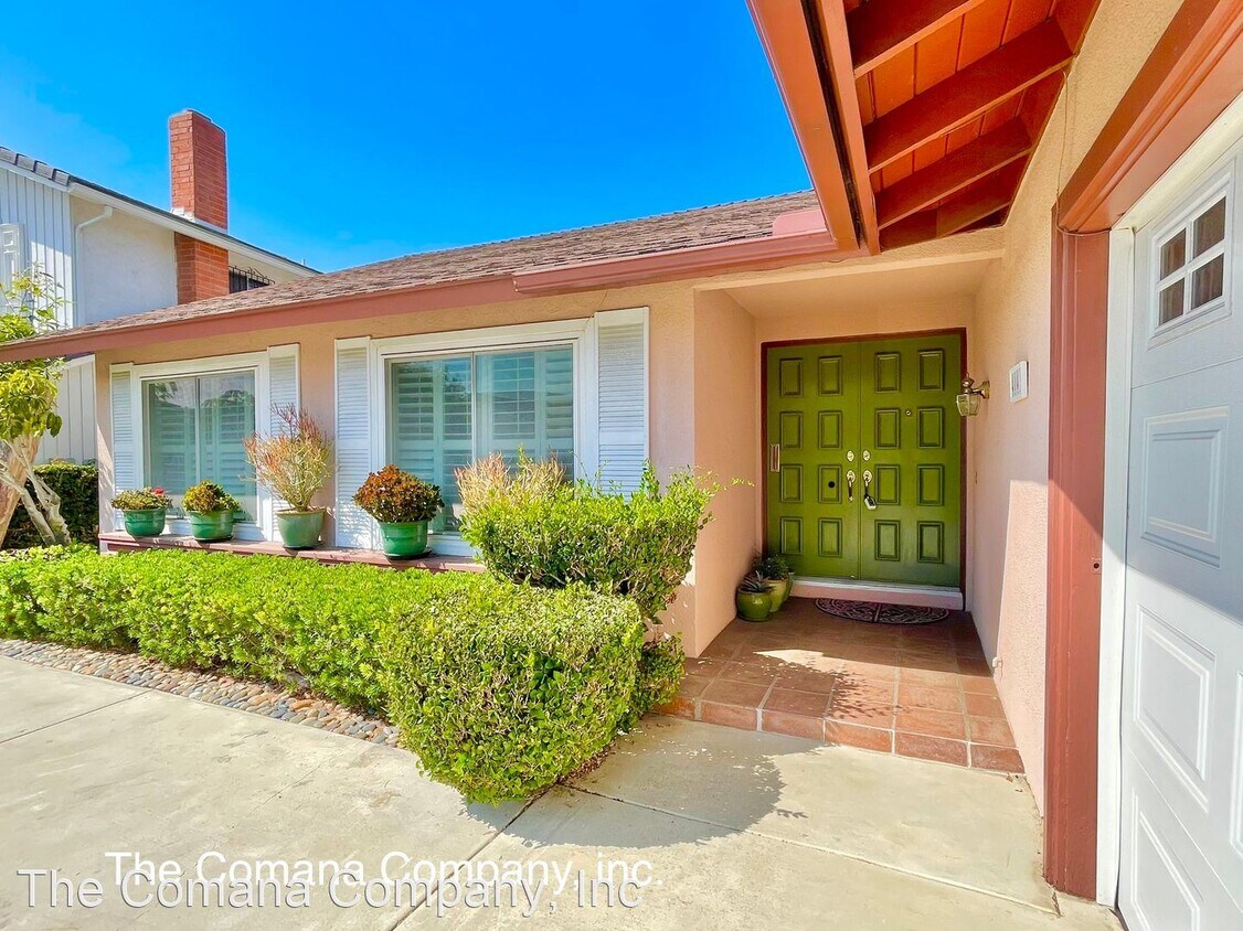Foto principal - 3 br, 2 bath House - 4146 Combe Way