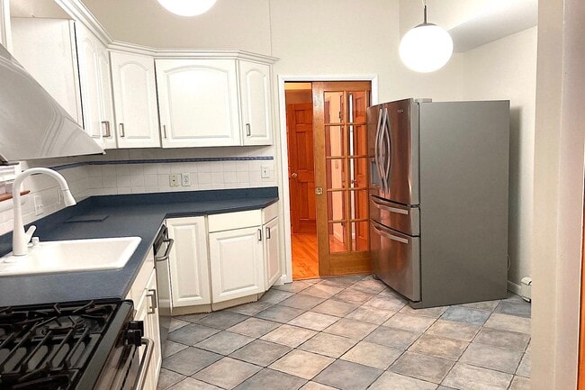 Photo - 284 Magnolia Ave House