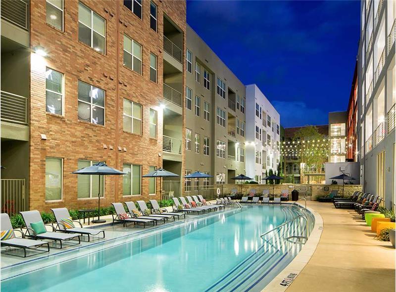 Foto principal - 1902 1/2 Simond Ave