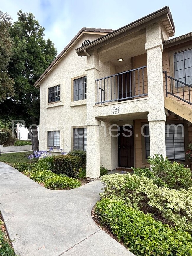 Building Photo - 8545 Summerdale Rd