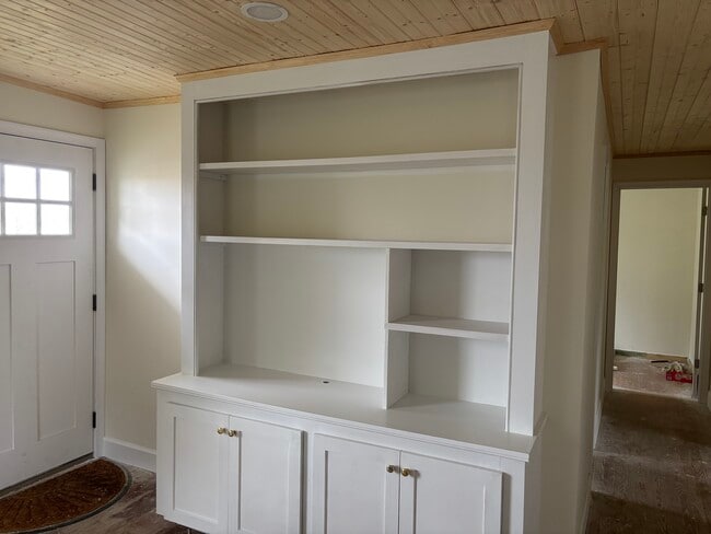 liv rm bookcase - 7121 Quaker Neck Rd