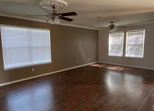 Foto del edificio - 3800 Monette St