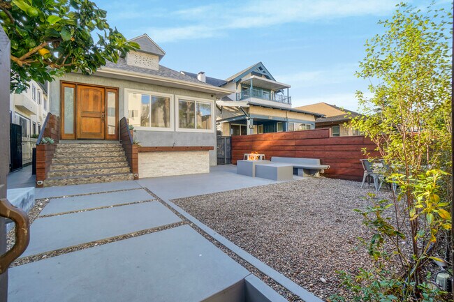 Foto del edificio - 38 Sunset Ave