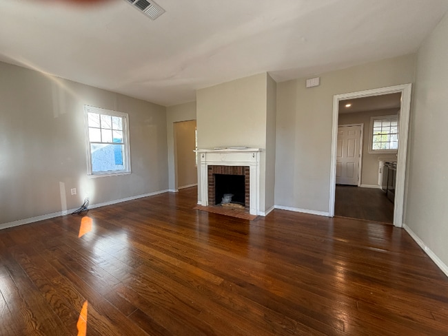 Building Photo - 4 Hibiscus Ave