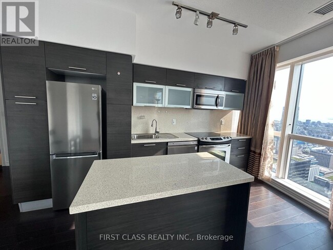 Photo du bâtiment - 386 Yonge St