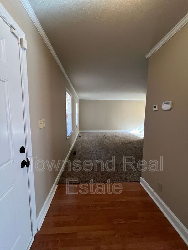 Foto del edificio - 3111 Morganton Rd