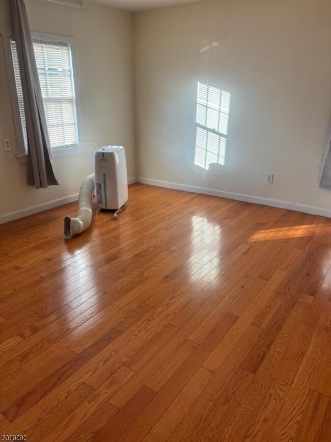 Building Photo - 306 Dodd St