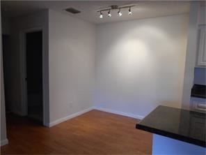 Foto del edificio - 2 br, 2 bath  - 716 NW 103rd Ter