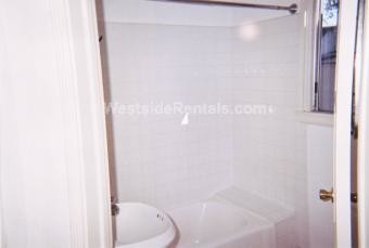 bathroom - 1543 11th St