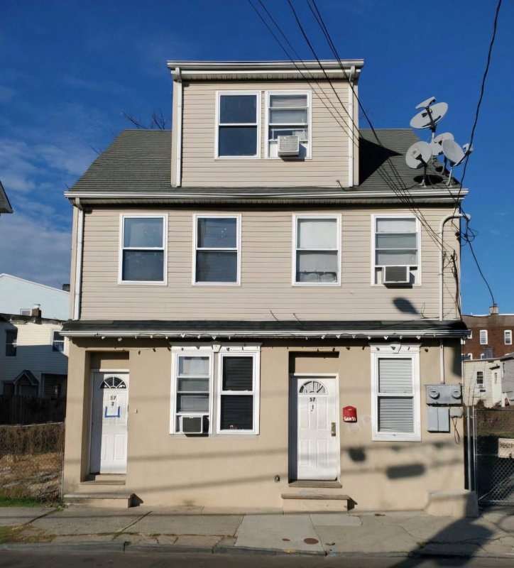 Primary Photo - 57 Cedar St