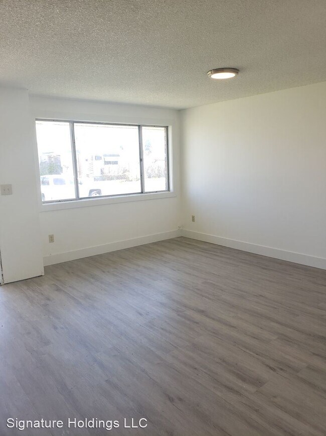 Foto del edificio - 6129 N Standard St