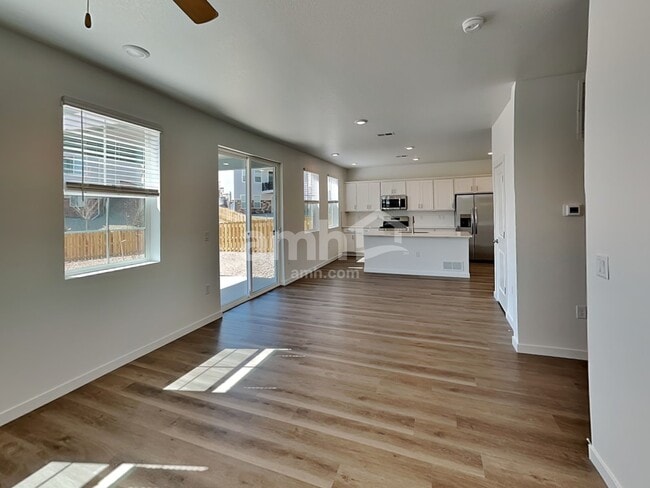 Building Photo - 26112 E Calhoun Pl