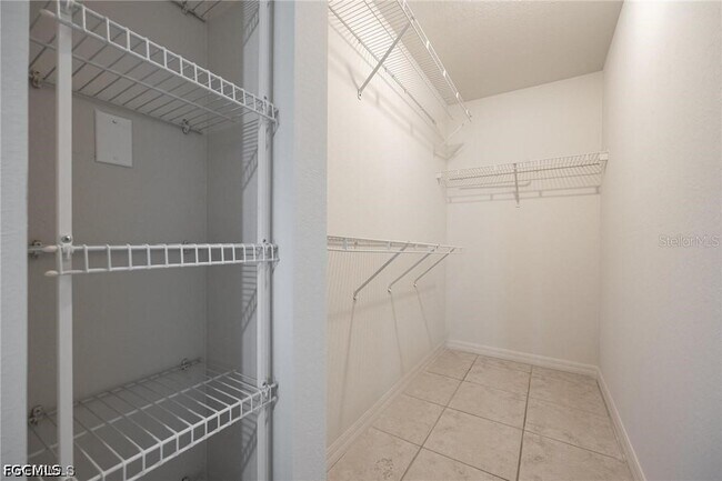 Foto del edificio - 4522-4524 SW 7th Pl