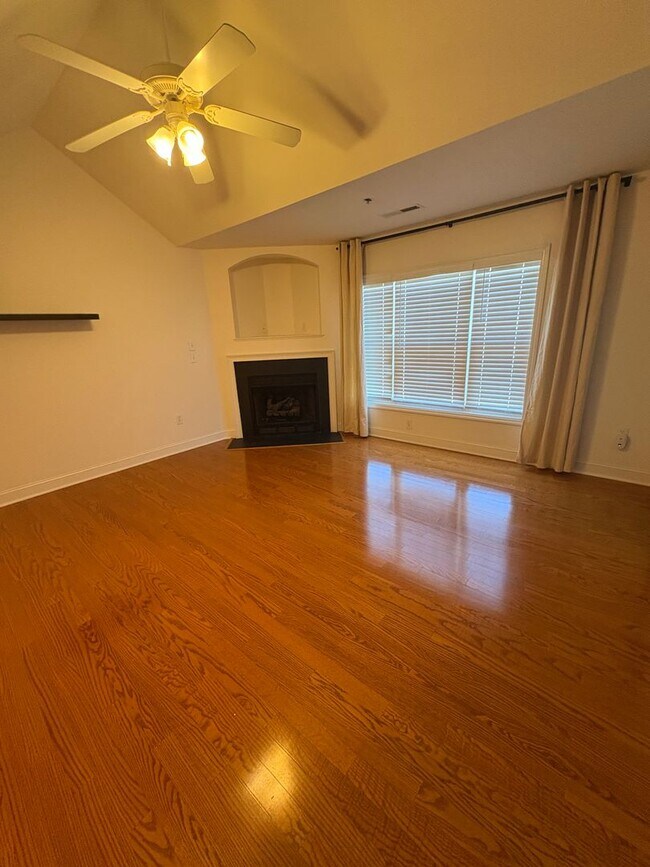 Foto del edificio - 4732 Tatton Park Cir