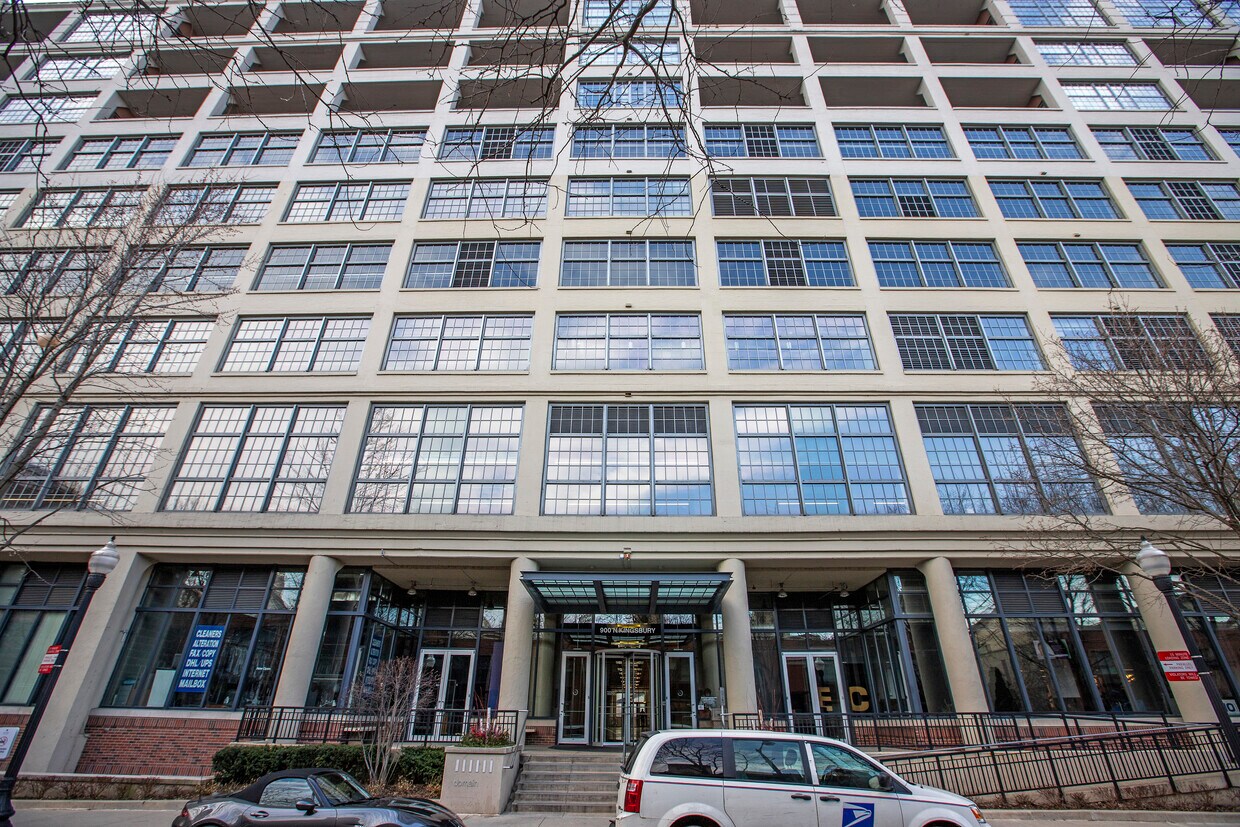 900 N Kingsbury St Unit 969, Chicago, IL 60610 Condo for Rent in Chicago, IL