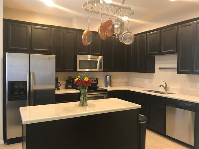 Building Photo - 12210 Langstaff Dr