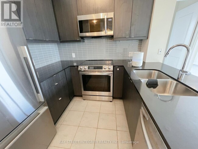 Building Photo - 50 Thomas Riley Rd