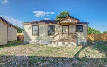 Building Photo - 1051 W Little York Rd