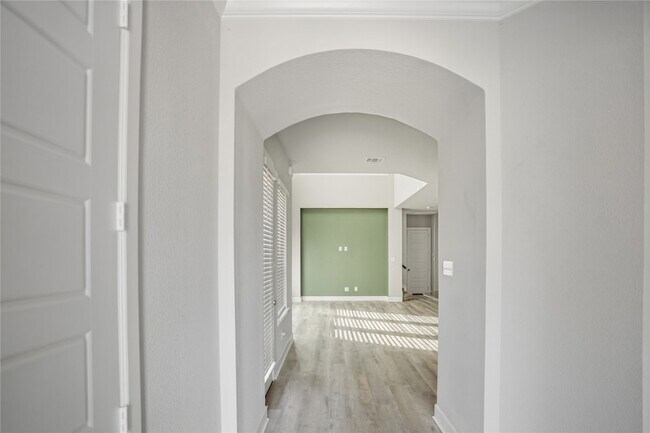 Building Photo - 1621 Rose Willow Wy