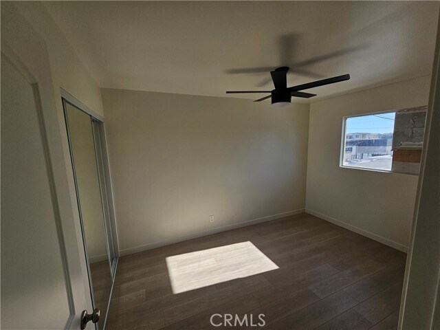 Foto del edificio - 554 E Hurst St