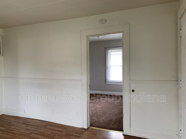 Building Photo - 1728 E Tabor St