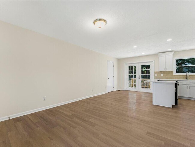 Foto del edificio - 6371 Westbury Rd