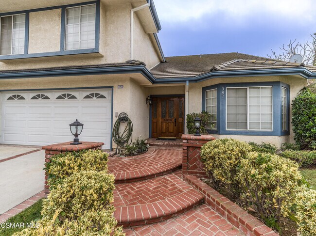 Building Photo - 382 Rockedge Dr