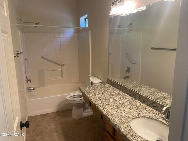 Foto del edificio - 2197 N Arbor Ln