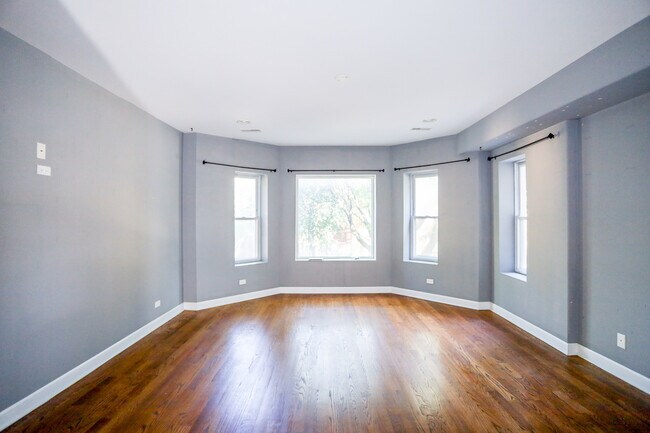 Foto del edificio - 2043 W Arthur Ave