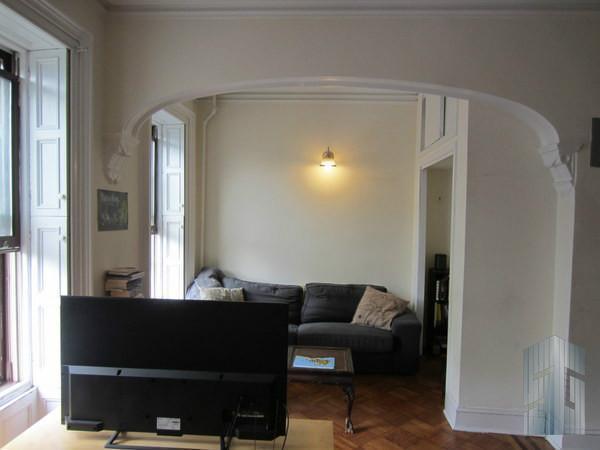 Building Photo - 6 Saint James Pl