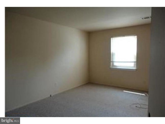 Building Photo - 1151 Woodlane Rd