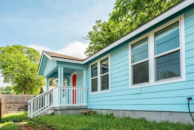 Foto del edificio - 1153 Poquito St