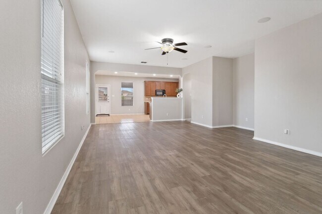 Foto del edificio - 3637 Double Diamond