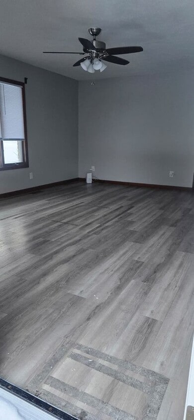 Foto principal - Welcome home! This beautiful and roomy 2-bedroom house is tucked away in a peaceful area and incl...