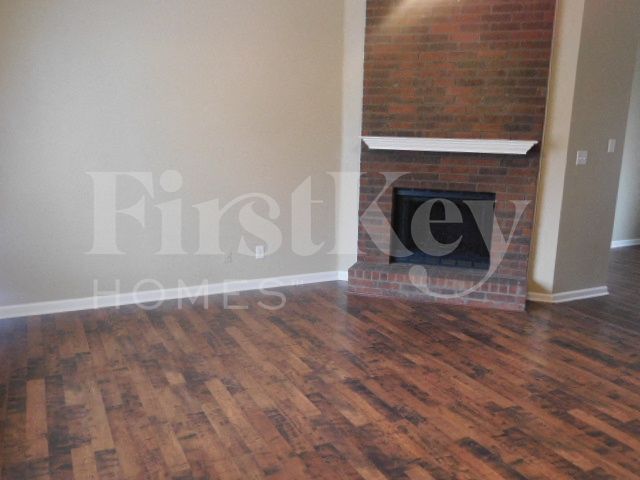 Foto del edificio - 2695 Laurelcrest Cove