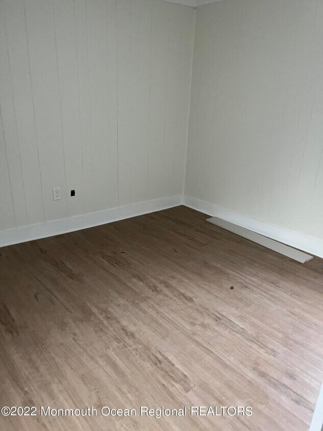 Foto principal - 58 W Main St