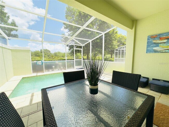 Foto del edificio - 17521 Placidity Ave