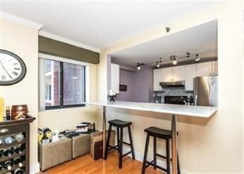 Foto del edificio - 15 N Beacon St