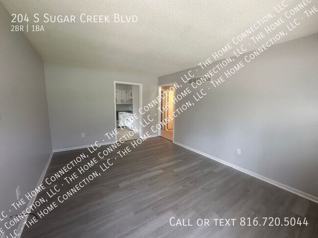 Foto del edificio - 204 S Sugar Creek Blvd