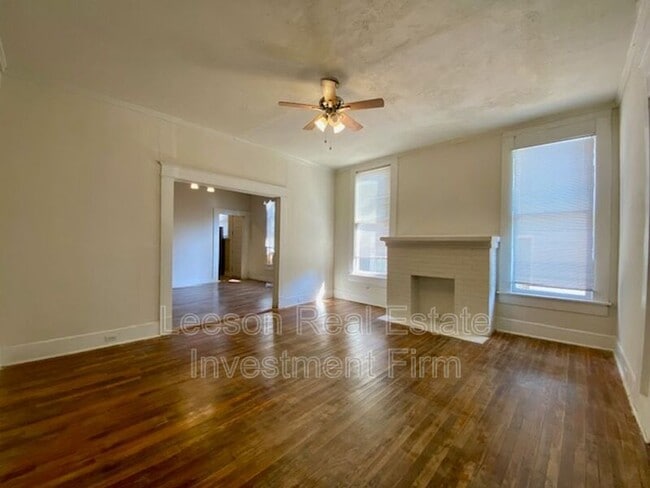 Building Photo - 546 Dalzell St