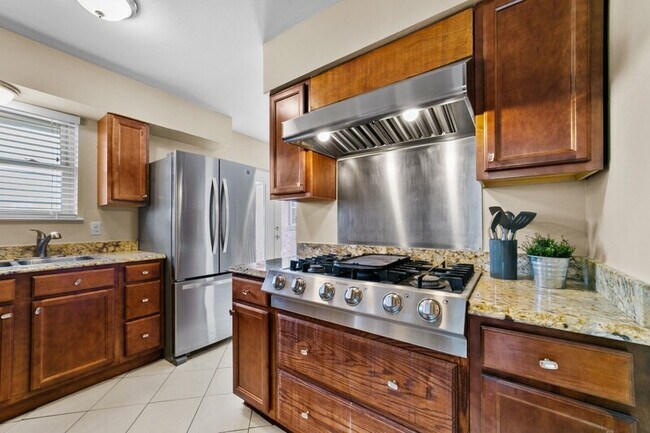 Foto del edificio - 2117 Freeland Way