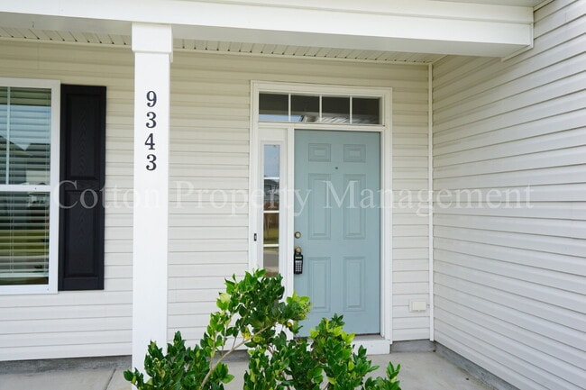 Photo - 9343 Cassadine Ct House