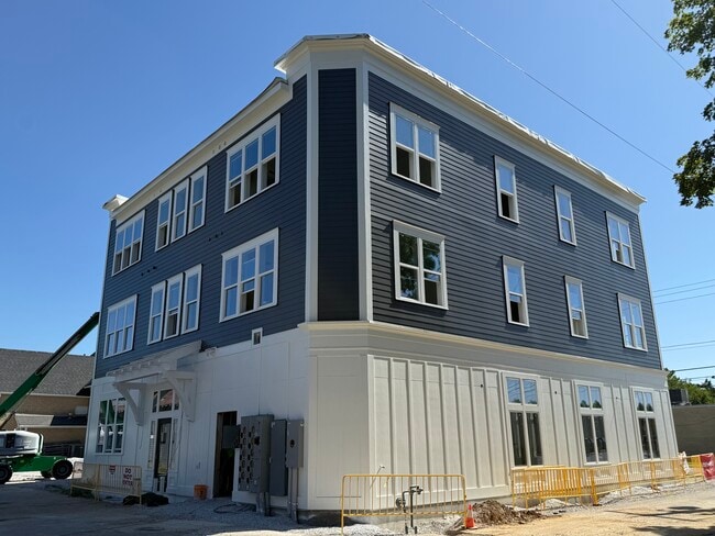 Building Photo - The Fitzgerald