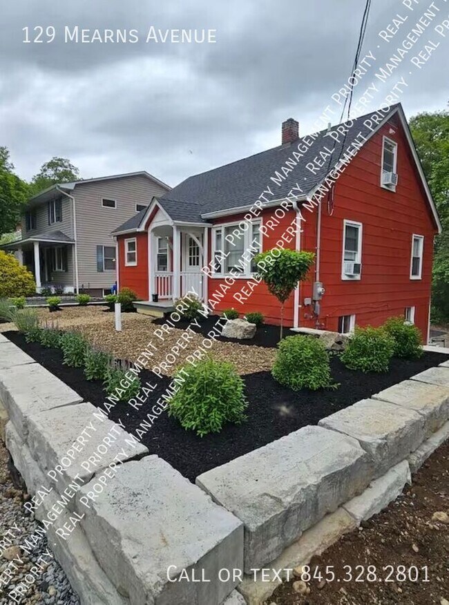 Building Photo - 129 Mearns Ave