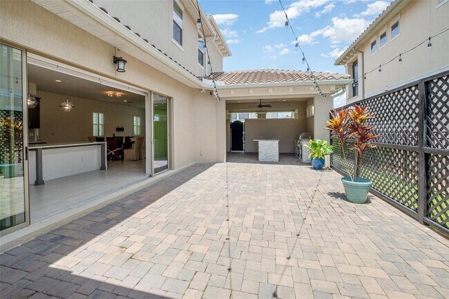 Foto del edificio - 10266 Beechwood Ln
