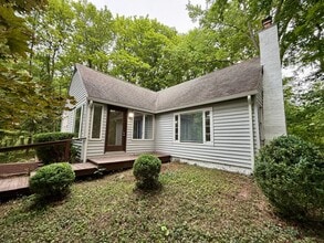Building Photo - 325 Highland Rd
